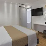 Apartman Grand-mere Calliope Fíra